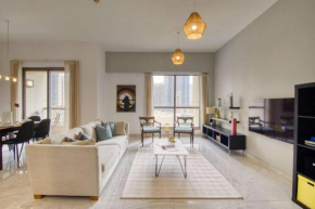Alluring 2BR APT Sadaf 1, Near Beach, Marina View 208